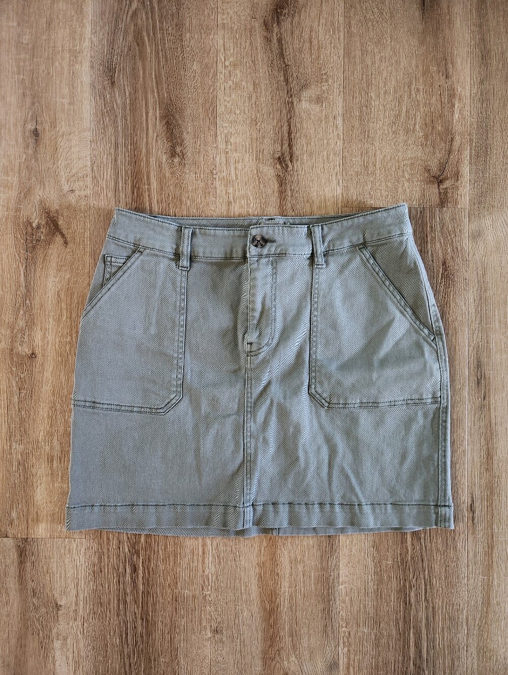 Faherty Green Olive Haze Wash Sunwashed Utility Denim Mini Skirt Size Large